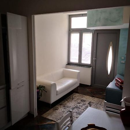La Casa Di Valentina Apartment Vado Ligure Ngoại thất bức ảnh