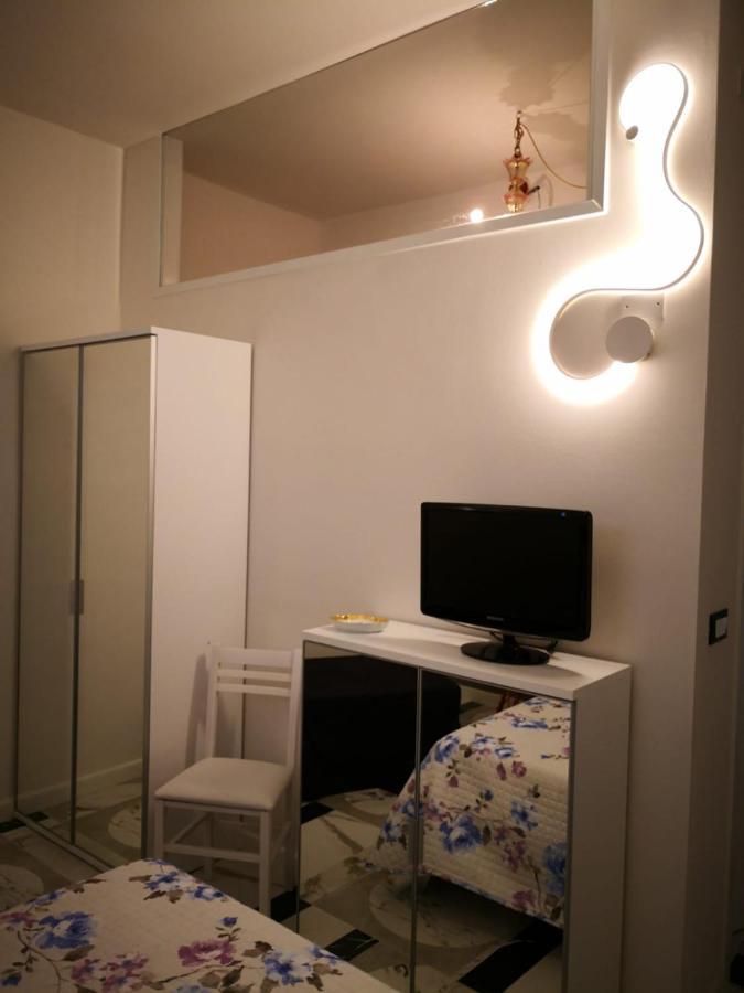 La Casa Di Valentina Apartment Vado Ligure Ngoại thất bức ảnh